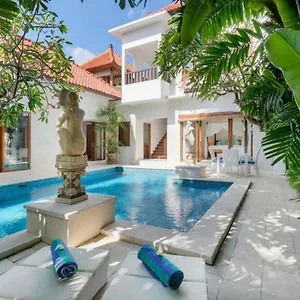 Super Value 3 Bed, Seminyak, Walk To Seminyak (Bali)